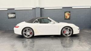 PORSCHE 911 C4S TIPTRONIC