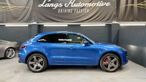 PORSCHE MACAN TURBO